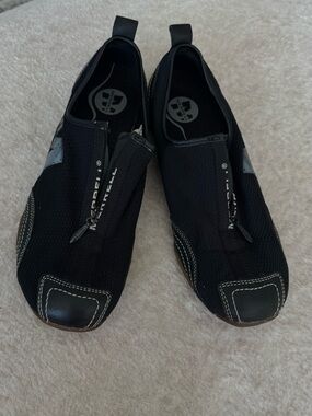 Merrell Black Slip-On Zippered Casual Loafers